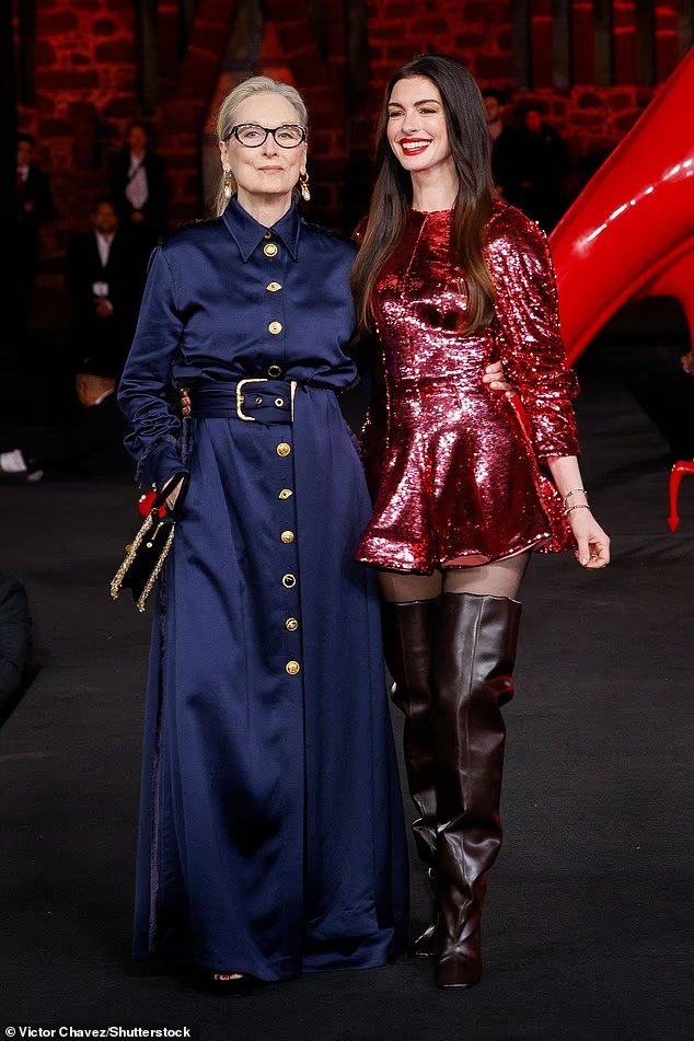 Anne Hathaway, 43 ans, et Meryl Streep, 76 ans, se