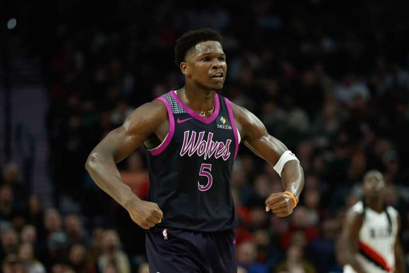 Anthony Edwards pourrait être de retour contre Dallas car le