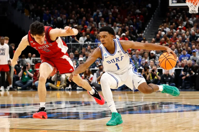 Comment Caleb Foster de Duke a fait irruption dans Elite