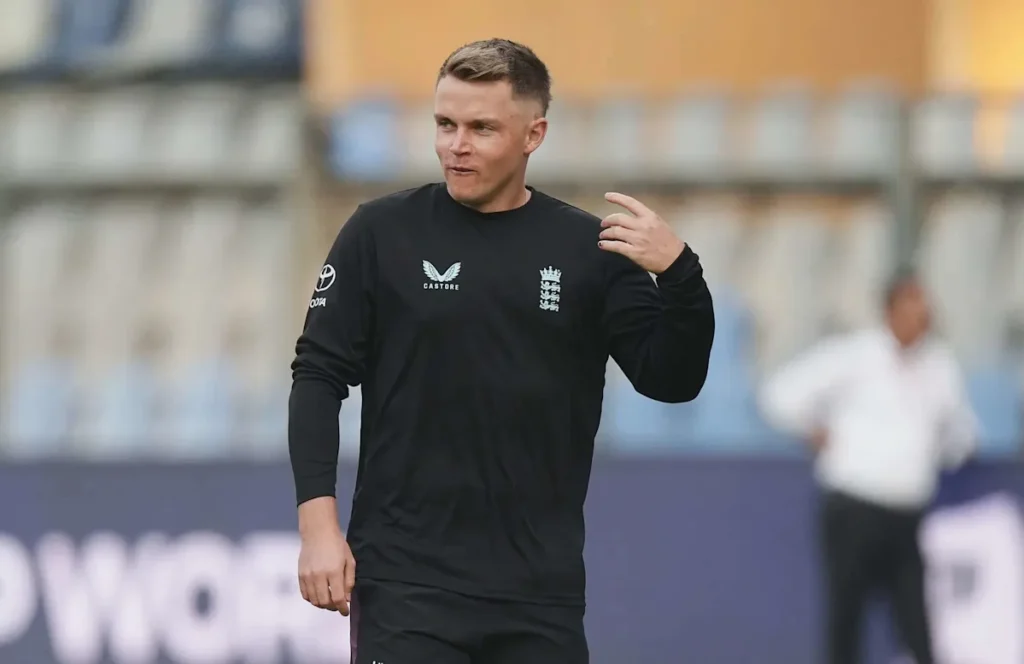 « Décision difficile » : Sam Curran révèle une blessure