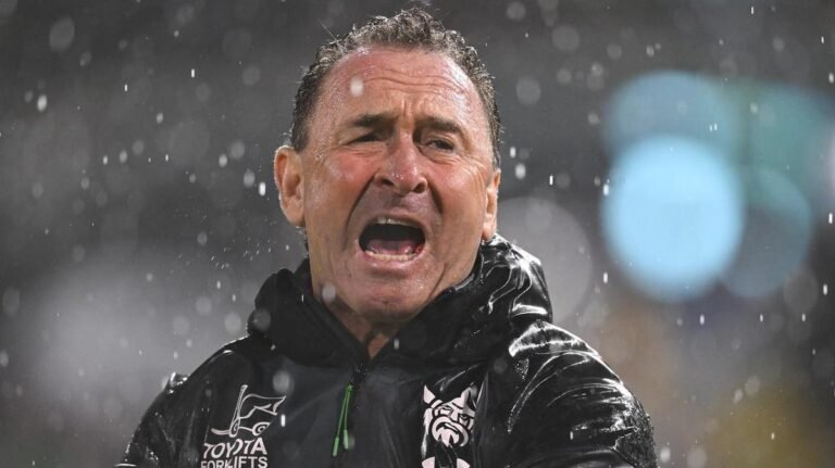 El entrenador de los Canberra Raiders, Ricky Stewart, critica al