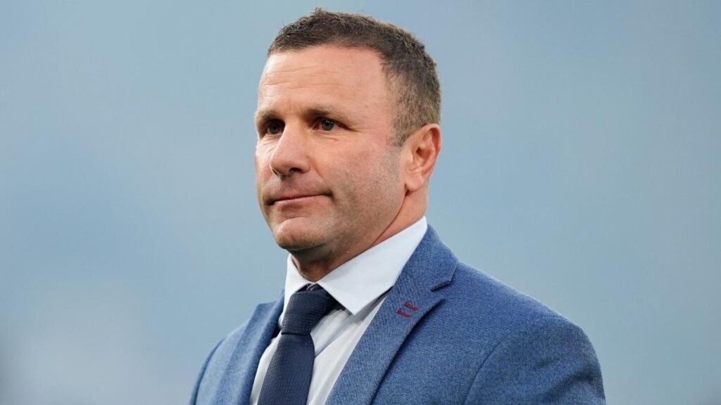 El entrenador en jefe Willie Peters, altamente calificado, dejó Hull