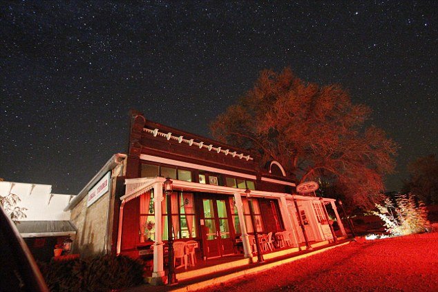 Fantômes hurlants, voix inexpliquées et esprits dans la cuisine : à