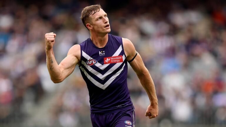 Josh Treacy elogiado cuando los Dockers vencieron a Richmond