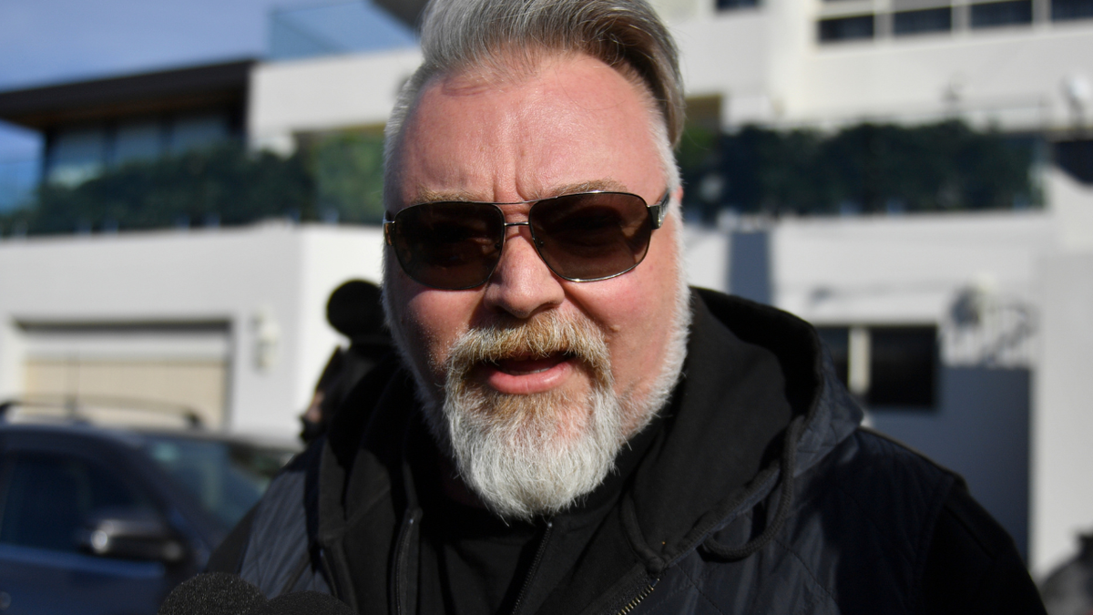 Kyle Sandilands se dirige a los tribunales en una batalla