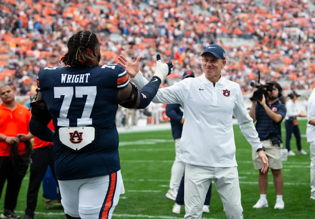 Les Saints rencontrent le joueur vedette du Senior Bowl, le