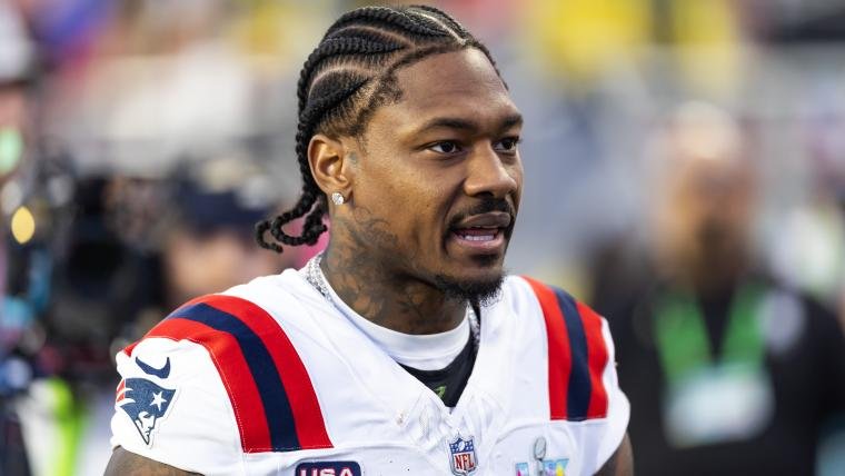 Les écrivains de la NFL exhortent l'ancien receveur des Patriots