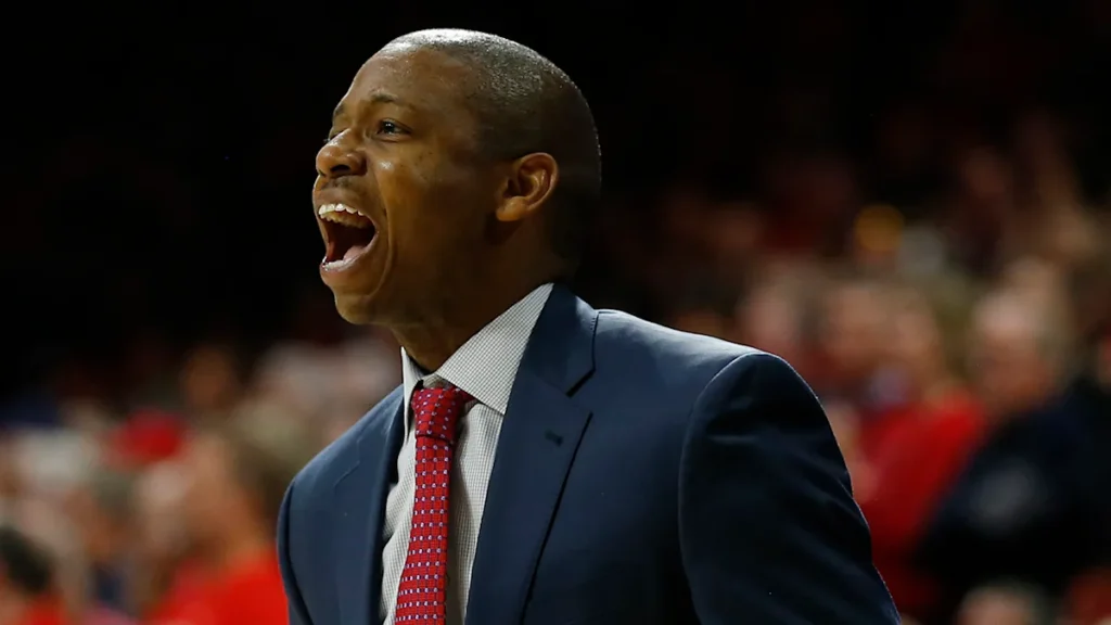 NC State embauche officiellement Justin Gainey comme nouvel entraîneur de