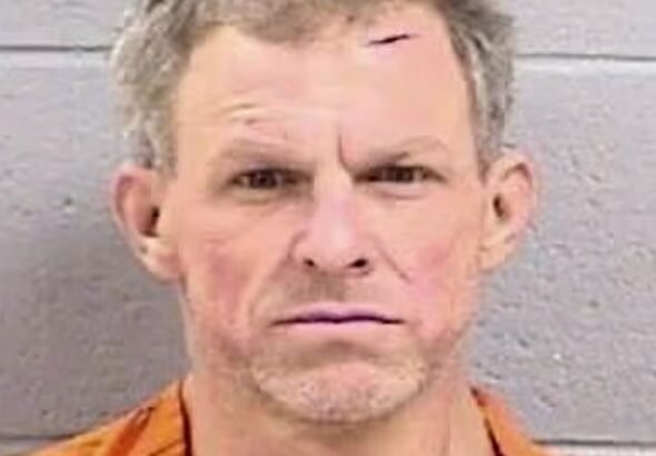 Un père du Nouveau-Mexique accusé d'avoir tué son fils en