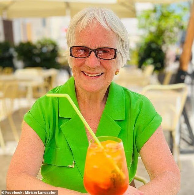 Une femme aux urgences souffrant de maux de dos est