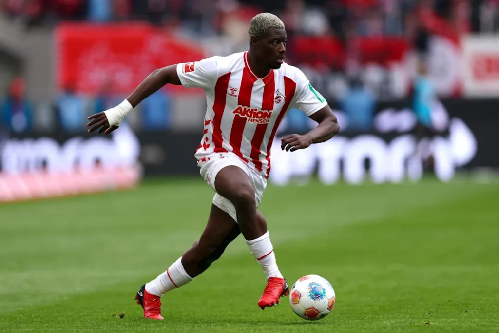 1. Archie de Cologne rate la saison de Bundesliga