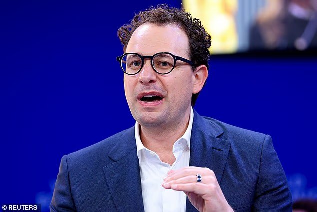 AI-apocalypse : Anthropic suscite des craintes après avoir développé un robot