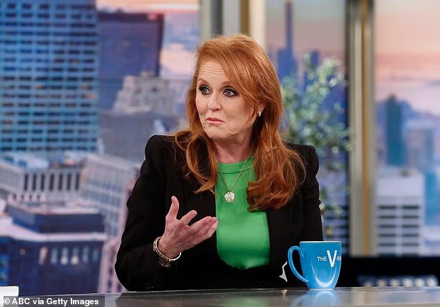 AMANDA PLATELL : Pourquoi le prochain geste désespéré de Fergie