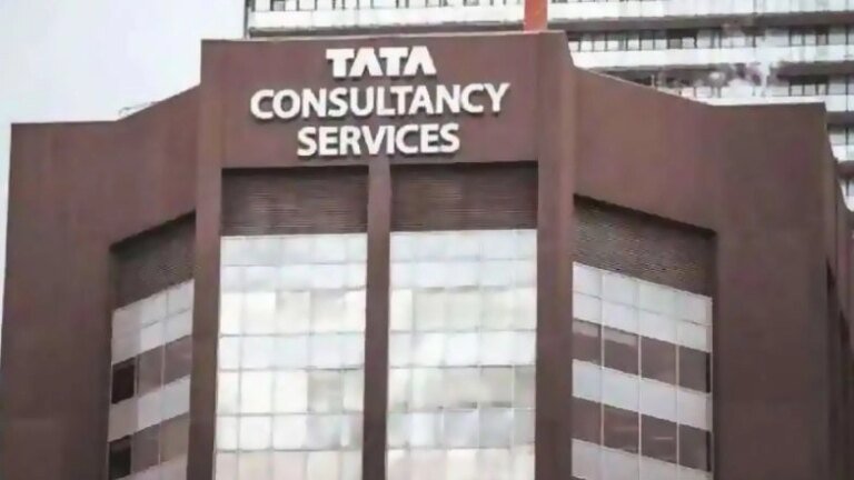 Affaire TCS Nashik : Tata Consultancy Services suspend ses employés et