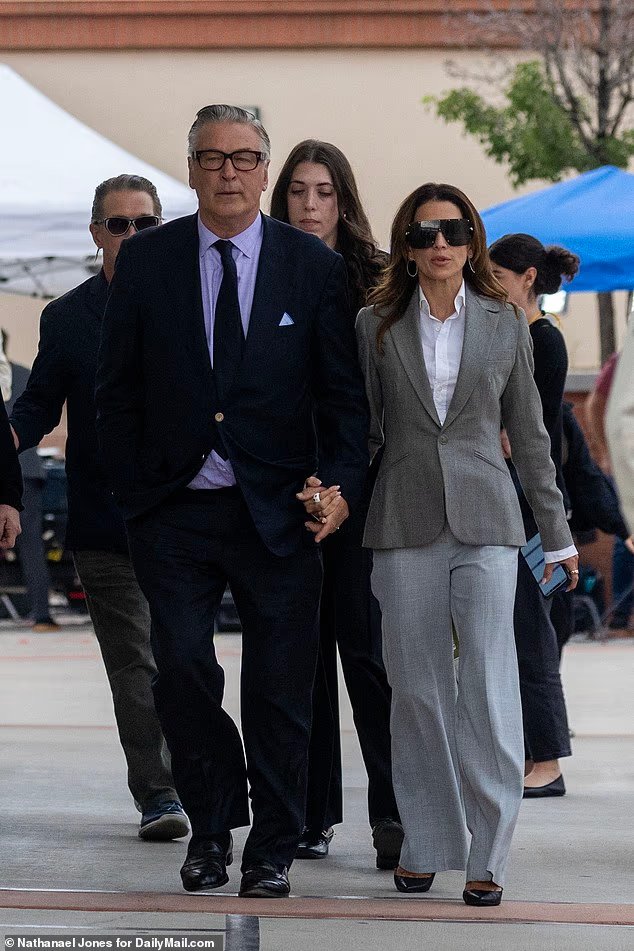 Alec Baldwin sera jugé au civil dans la fusillade de