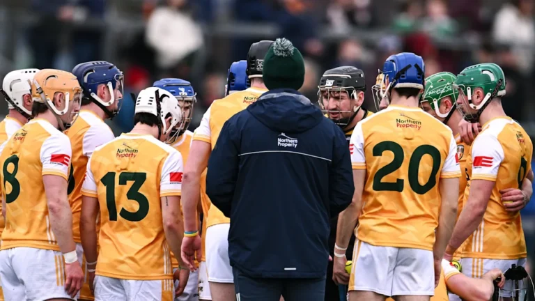 Antrim nie que Fitzgerald fasse demi-tour sur les joueurs manquant