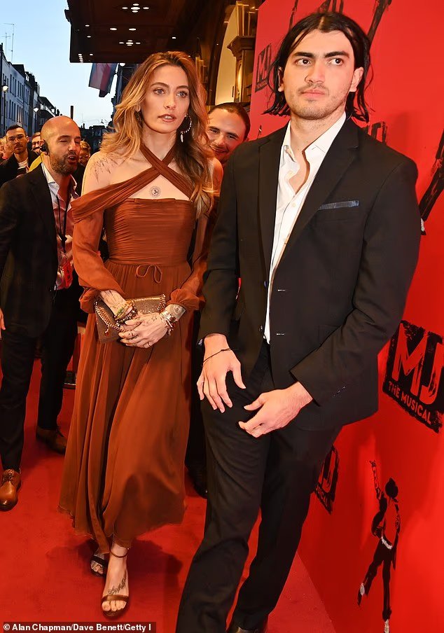 Blanket, le frère de Paris Jackson, est impliqué dans une