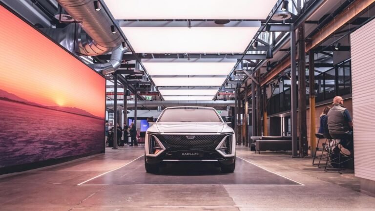 Cadillac ampliará la red de distribuidores de vehículos eléctricos en