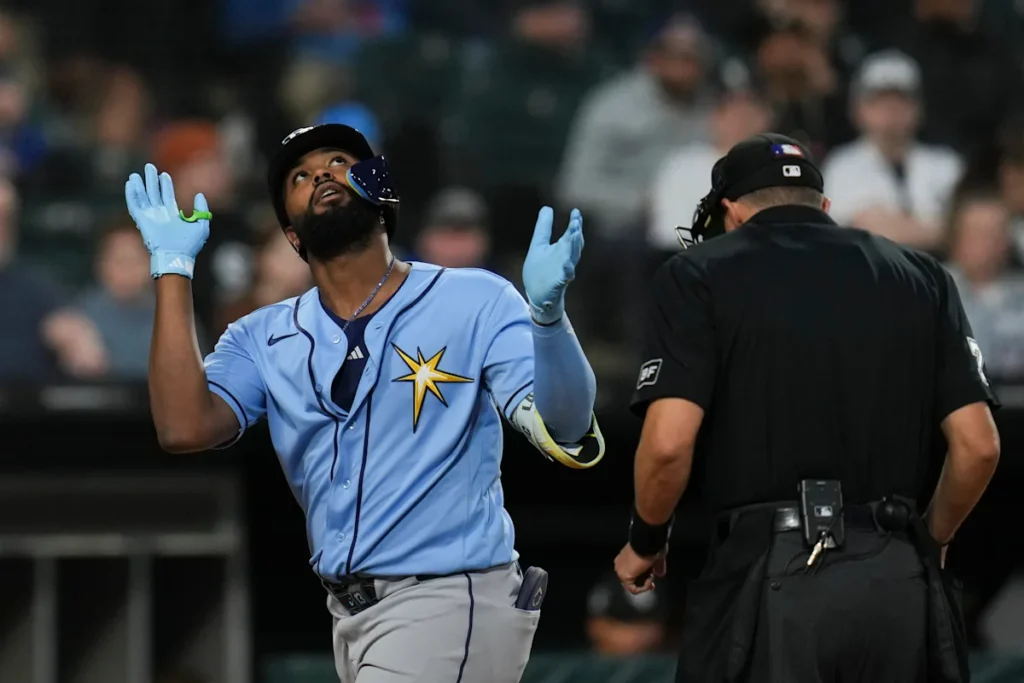 Caminero, Fraley et DeLuca frappent alors que les Rays battent