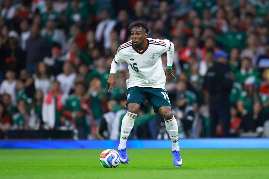 🔥 C'est en feu ! Julian Quinones en pleine forme