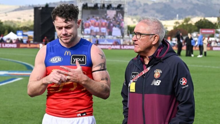 Chris Fagan insta a la AFL a "compartir" los partidos