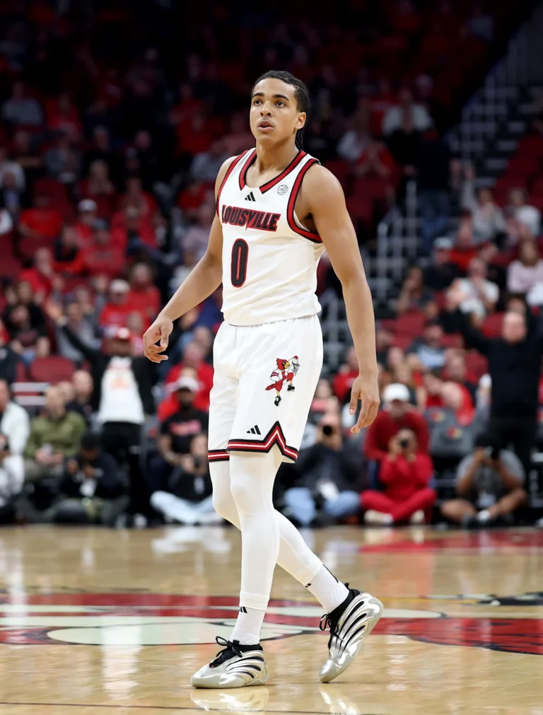 Comment Mikel Brown Jr. de Louisville se comporte-t-il dans les