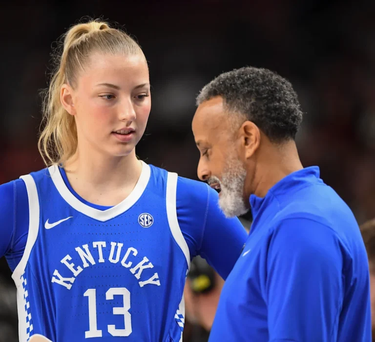 Dans la perspective de l’alignement de basket-ball féminin du Kentucky