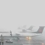 Des cris et des sanglots alors qu'un avion de passagers