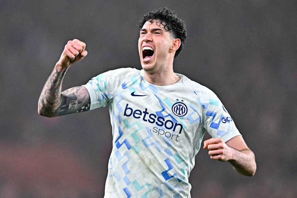 Desailly, ancienne star de l'AC Milan et de Chelsea :