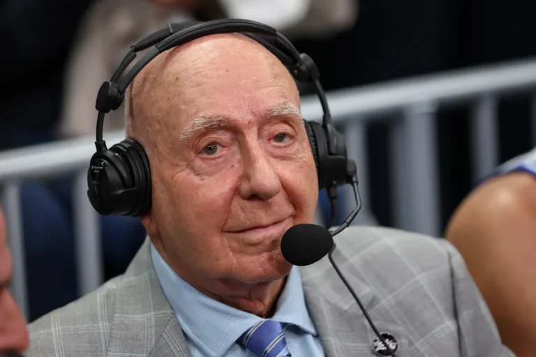 Dick Vitale d'ESPN annonce un cinquième diagnostic de cancer