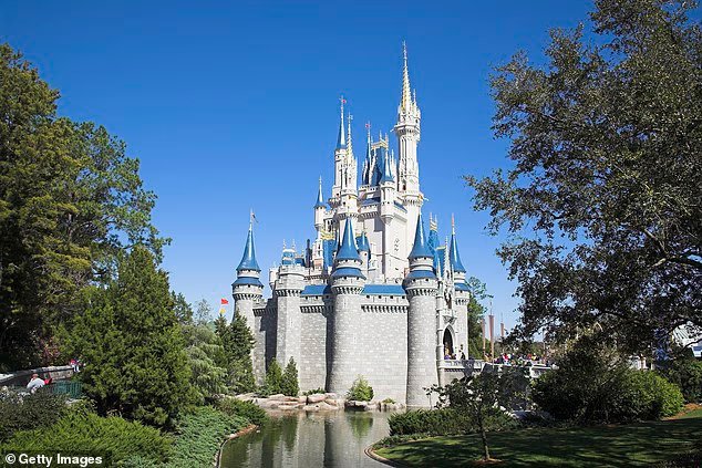 Disney atteint un nouveau record alors que les billets d'une