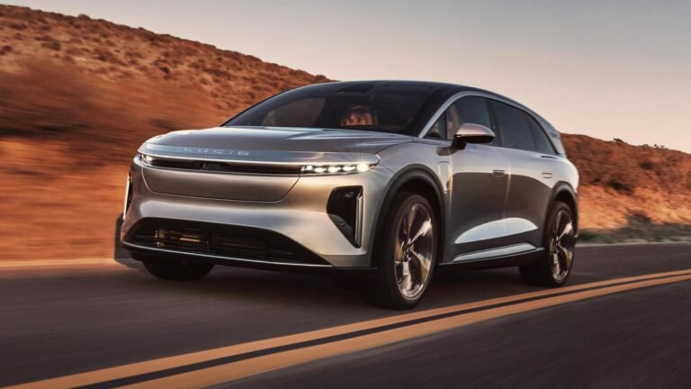 El SUV Cosmos está un paso más cerca de su