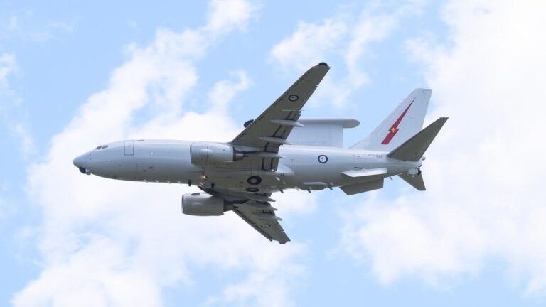 El alto oficial de las ADF, el almirante David Johnston,