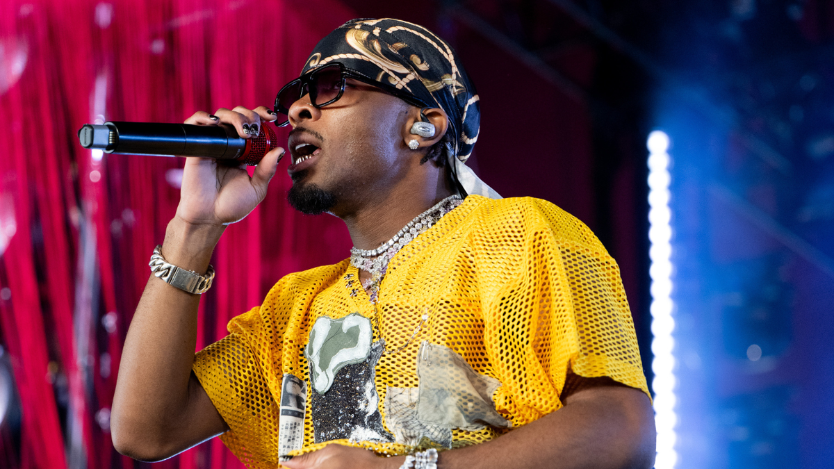 El cantante estadounidense D4vd arrestado bajo sospecha de matar a