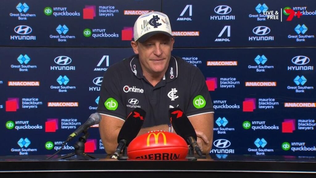 El entrenador de Carlton, Michael Voss, habla de las apuestas