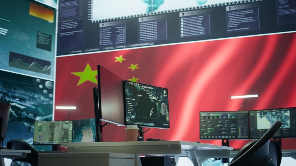 El hacker de 'Flaming China' afirma haber robado 10 petabytes