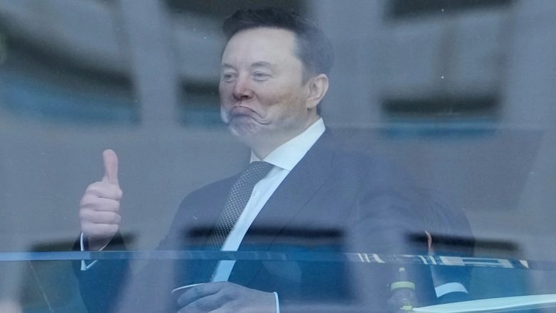 Elon Musk partage sa version de la mise en œuvre