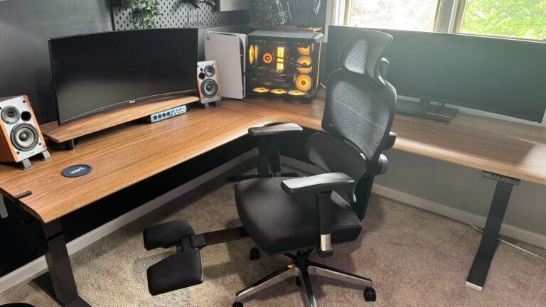 Entrevista: Vari habla sobre el diseño de sillas, escritorios y