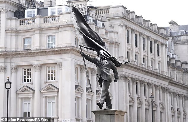 Est-ce le dernier Banksy de Londres ? La mystérieuse statue