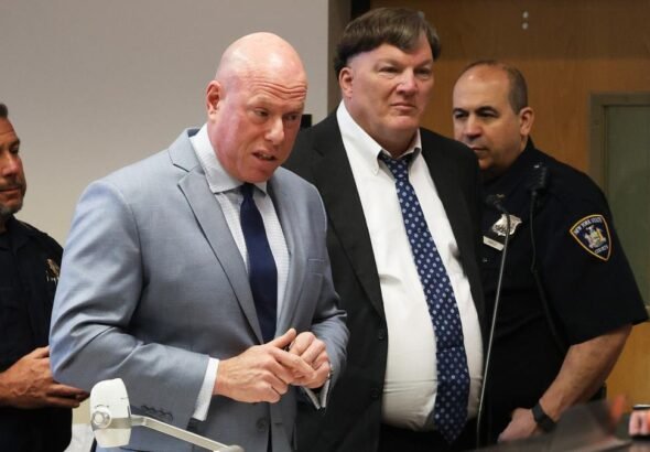 Ex arquitecto confiesa haber matado a ocho mujeres en Gilgo