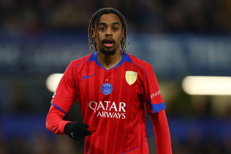 Exclusif : Liverpool espère un accord avec Bradley Bakra