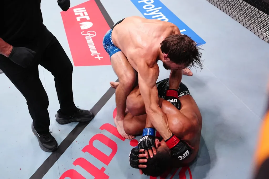 Faits saillants de l'UFC Vegas 115 ! Ewing a encore une