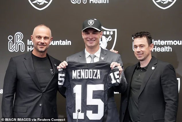 Fernando Mendoza tombe à Las Vegas après avoir été le