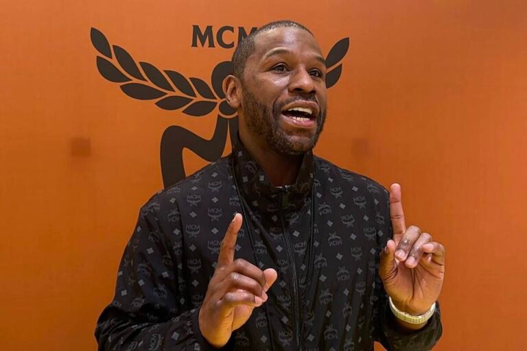 Floyd Mayweather contre Floyd Mayweather Manny Pacquiao II : de