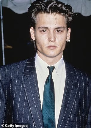 Gary Oldman, Mel Gibson et Johnny Depp se joignent aux