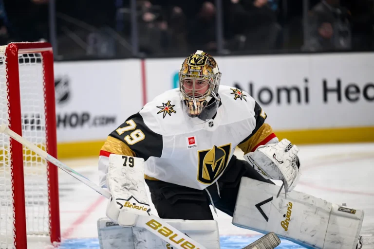 Golden Knights et Mammoths à égalité à 4 lors du