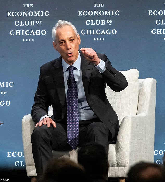 Il y a un dangereux agent d'Obama qui veut diriger