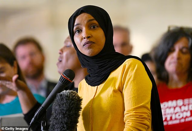 Ilhan Omar donne une excuse stupéfiante en disant qu'elle n'est