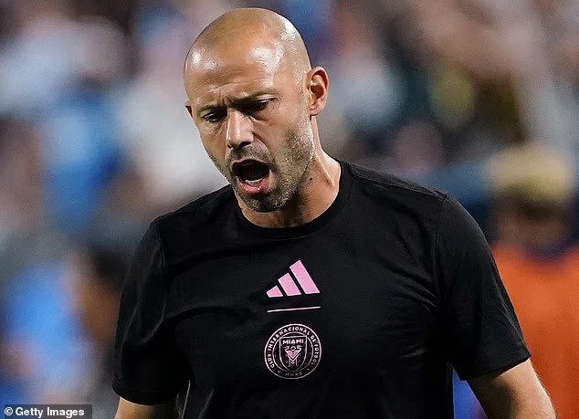 Insider révèle la vérité derrière la sortie choc de Javier