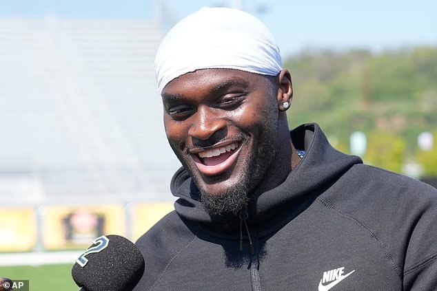 Jeremy Love, le meilleur espoir de la NFL, taquine les